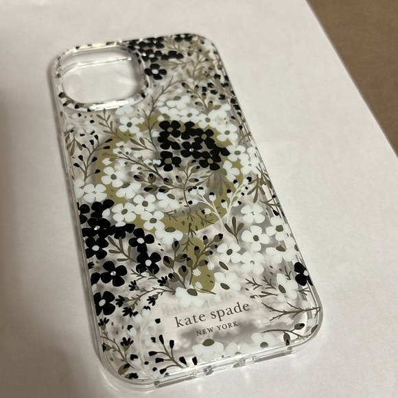 KateSpade Iphone 15/14/13 Phone case-Wireless charge and 5G compatible - Picture 3 of 10